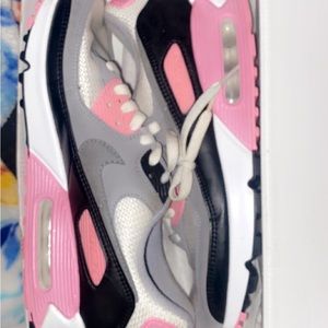 air max 90s barely worn